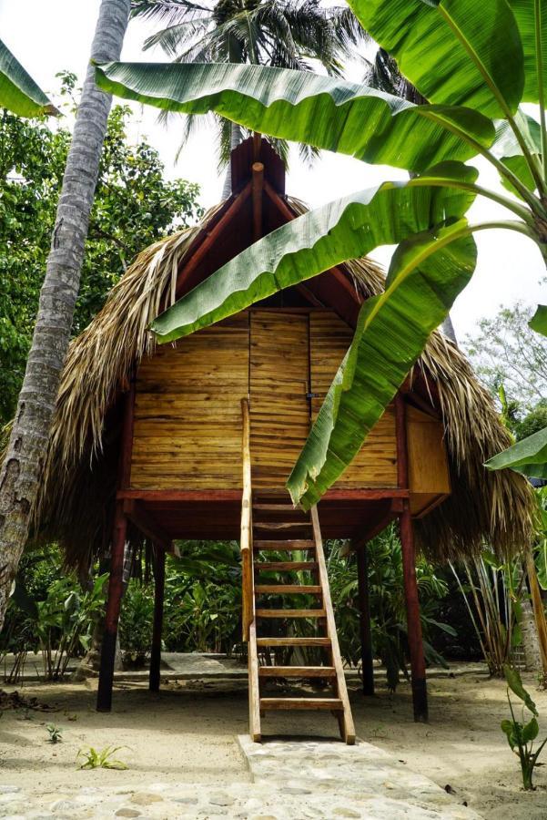 La Playita Hostel Guachaca Exterior photo